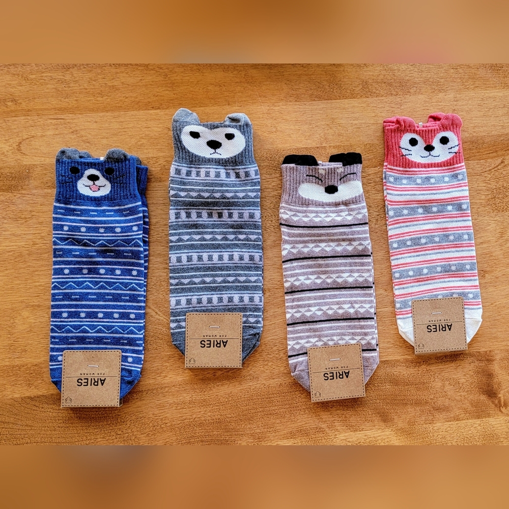 NWT Kids/Teens Animal Print Ankle Socks
